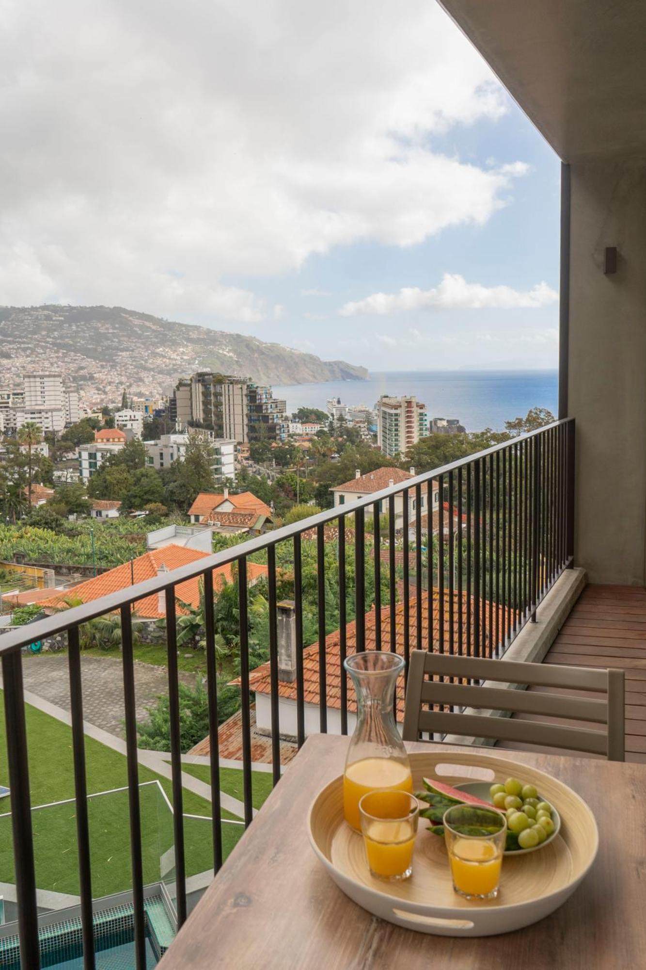 Green Boat By Madeira Best Apartments Funchal  Bagian luar foto